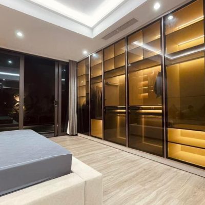 Cánh Kính Tủ Áo