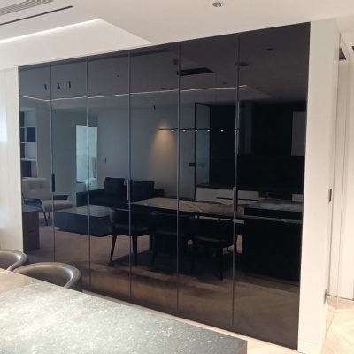 Cánh Kính Tủ Áo