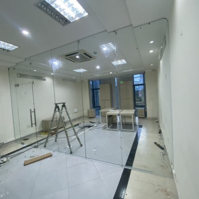 Kính Cường Lực